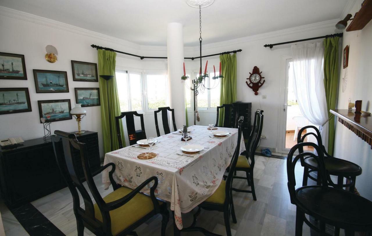 Cozy Apartment In Calahonda With Wifi La Cala De Mijas Ngoại thất bức ảnh