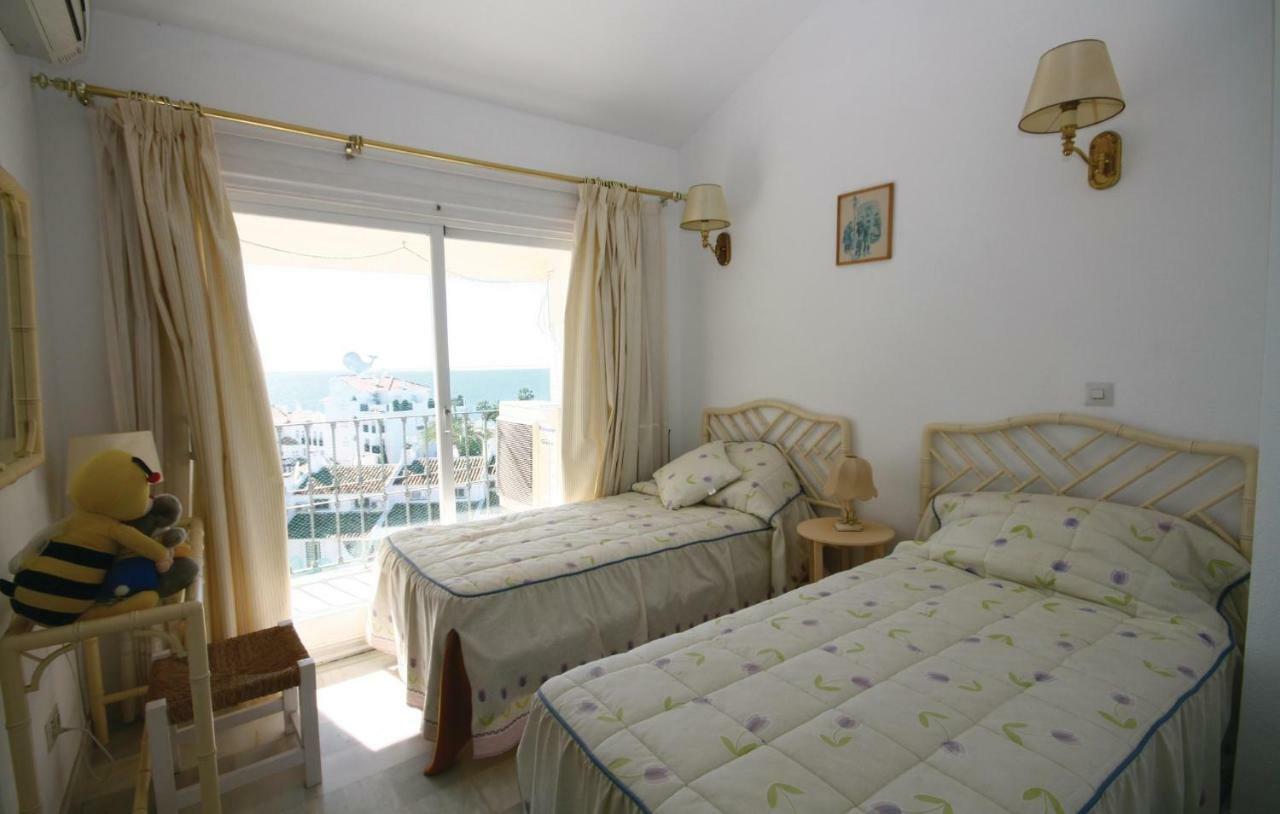 Cozy Apartment In Calahonda With Wifi La Cala De Mijas Ngoại thất bức ảnh